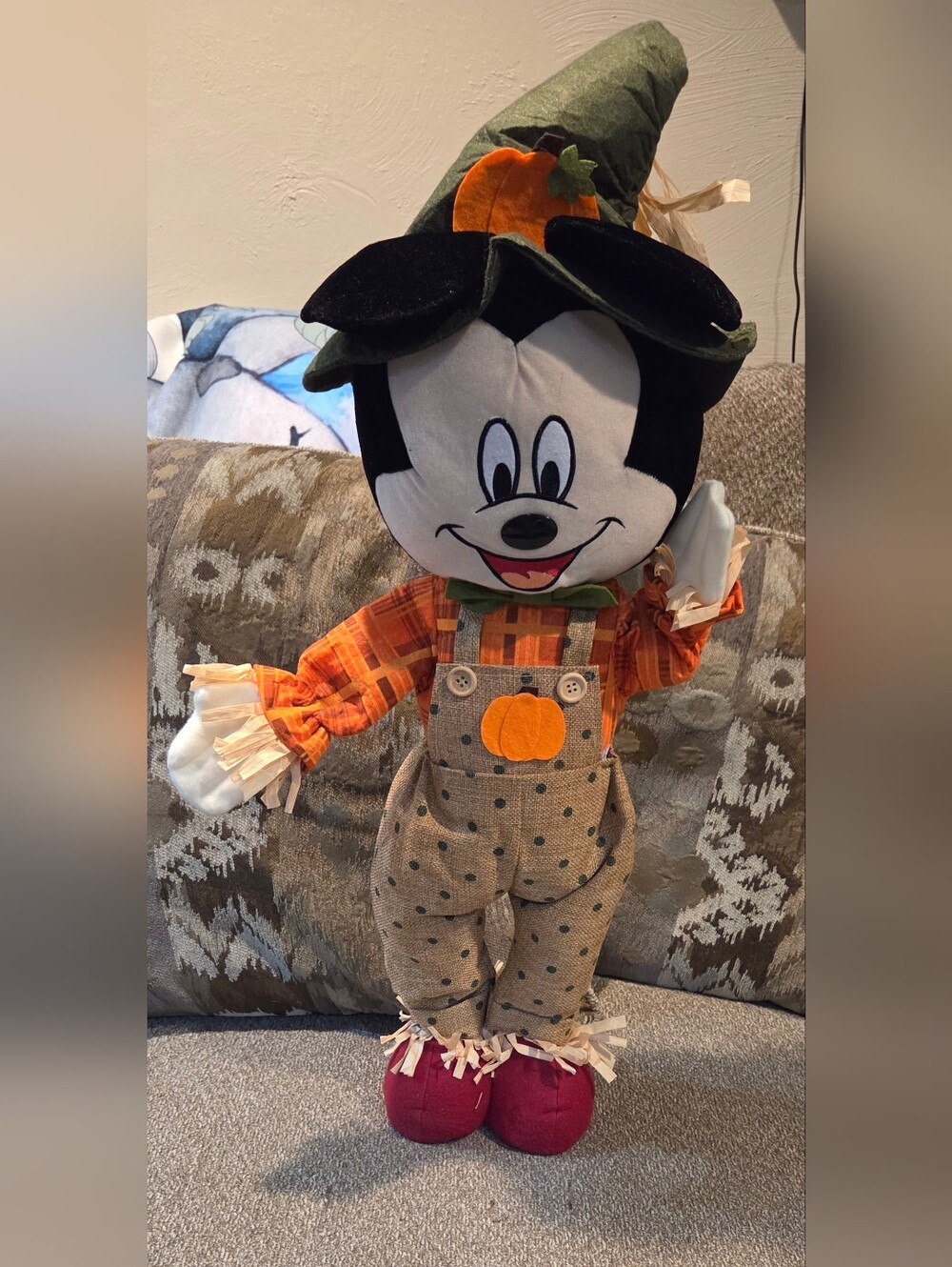Disney Mickey Mouse  Fall Pumpkin Scarecrow Costume Plush Greeter